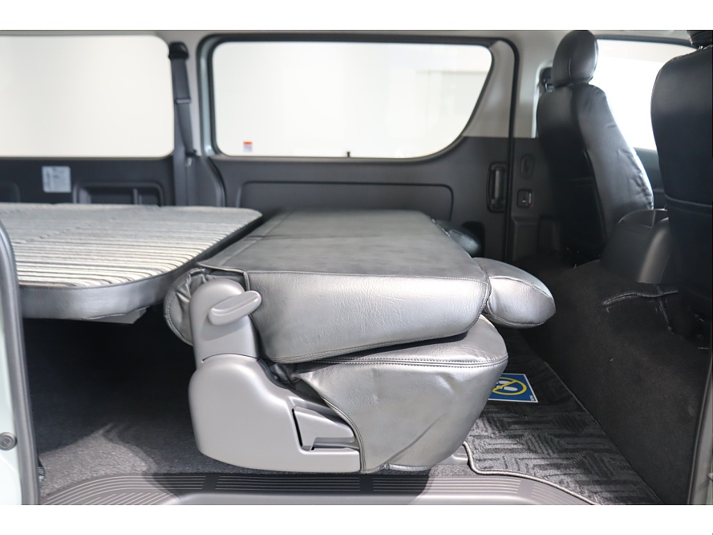 トヨタ ハイエースバン(44枚目)