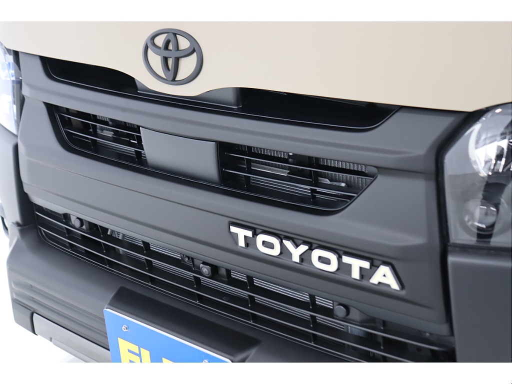 トヨタ ハイエースバン(23枚目)