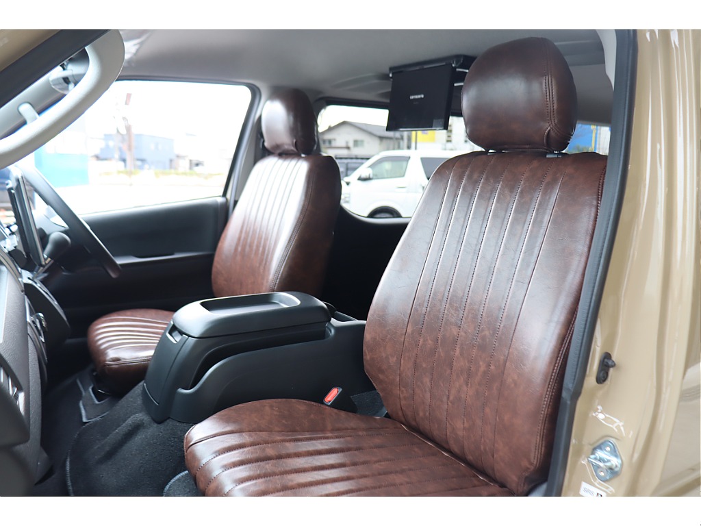 トヨタ ハイエースバン(40枚目)