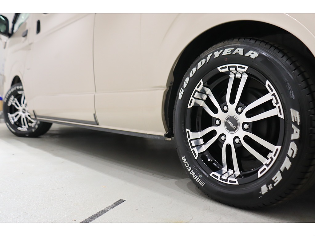 タイヤはナスカータイヤをインストール済み！