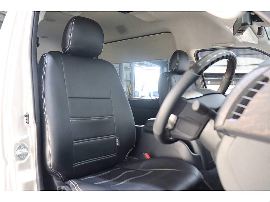 トヨタ ハイエース(30枚目)