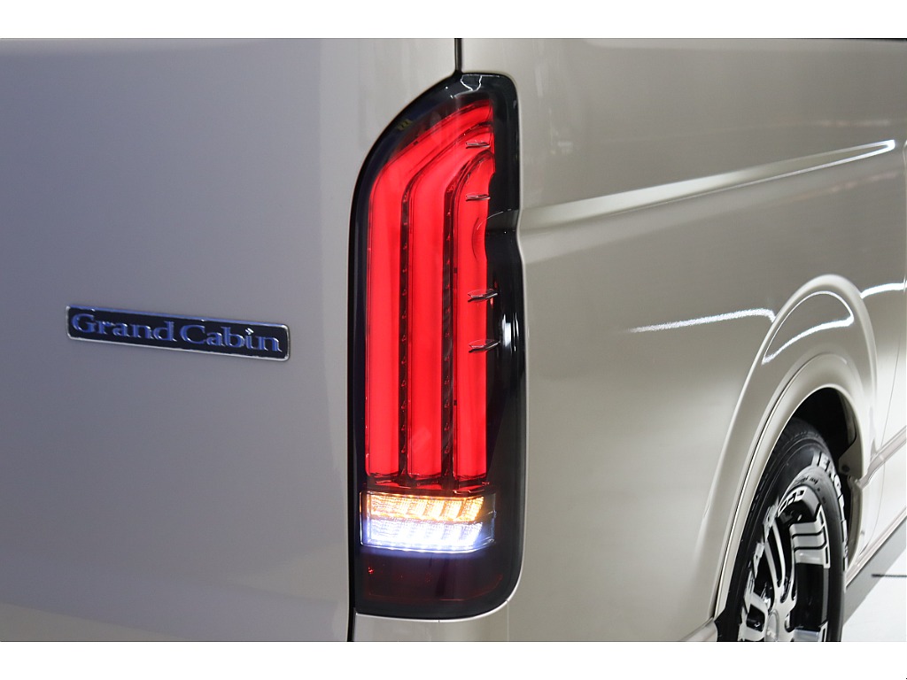 トヨタ ハイエース(58枚目)