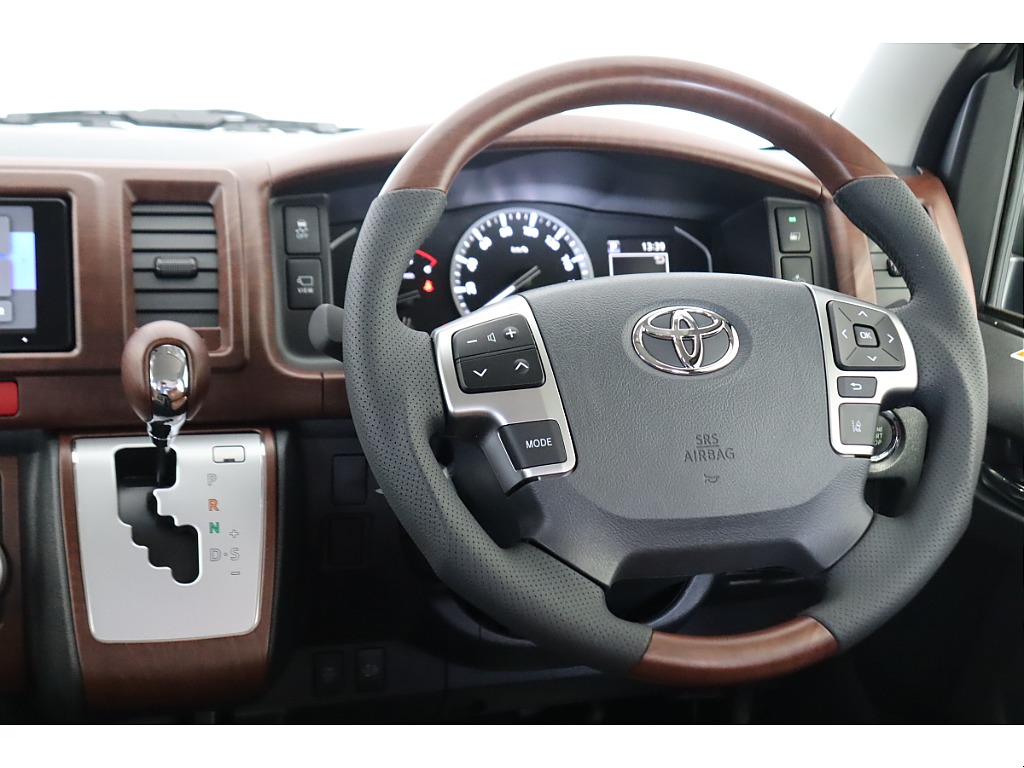 フレックスさいたま中央店に展示中です！お問い合わせはTEL:０４８－７８８－５８２３までお待ちしております！