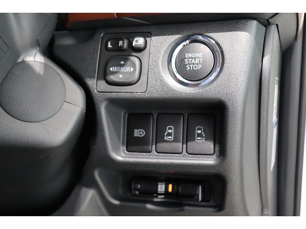 フレックスさいたま中央店に展示中です！お問い合わせはTEL:０４８－７８８－５８２３までお待ちしております！