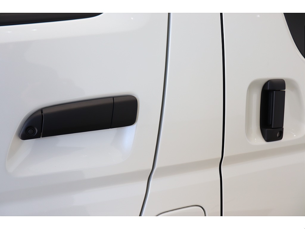 トヨタ ハイエースバン(55枚目)