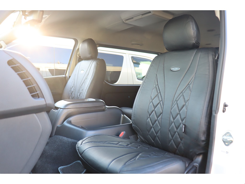 トヨタ ハイエース(36枚目)