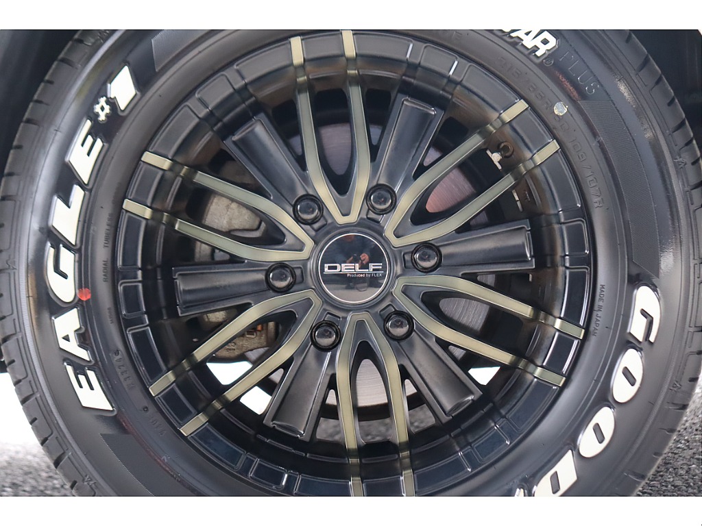 フレックスさいたま中央店に展示中です！追加オプションもご相談ください♪