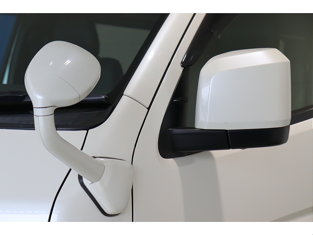 トヨタ ハイエースバン(52枚目)