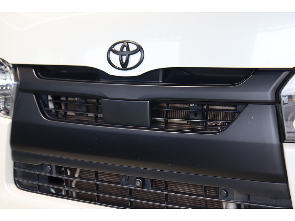 トヨタ ハイエースバン(53枚目)