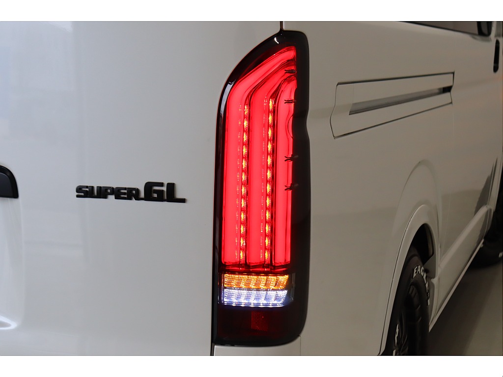 トヨタ ハイエースバン(56枚目)