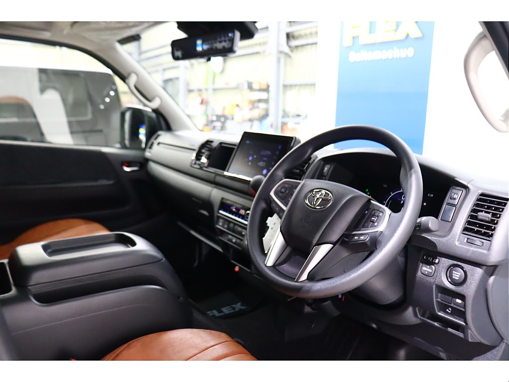 フレックスさいたま中央店に展示中です！お問い合わせはTEL:０４８－７８８－５８２３までお待ちしております！