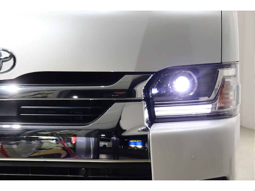 トヨタ ハイエース(57枚目)