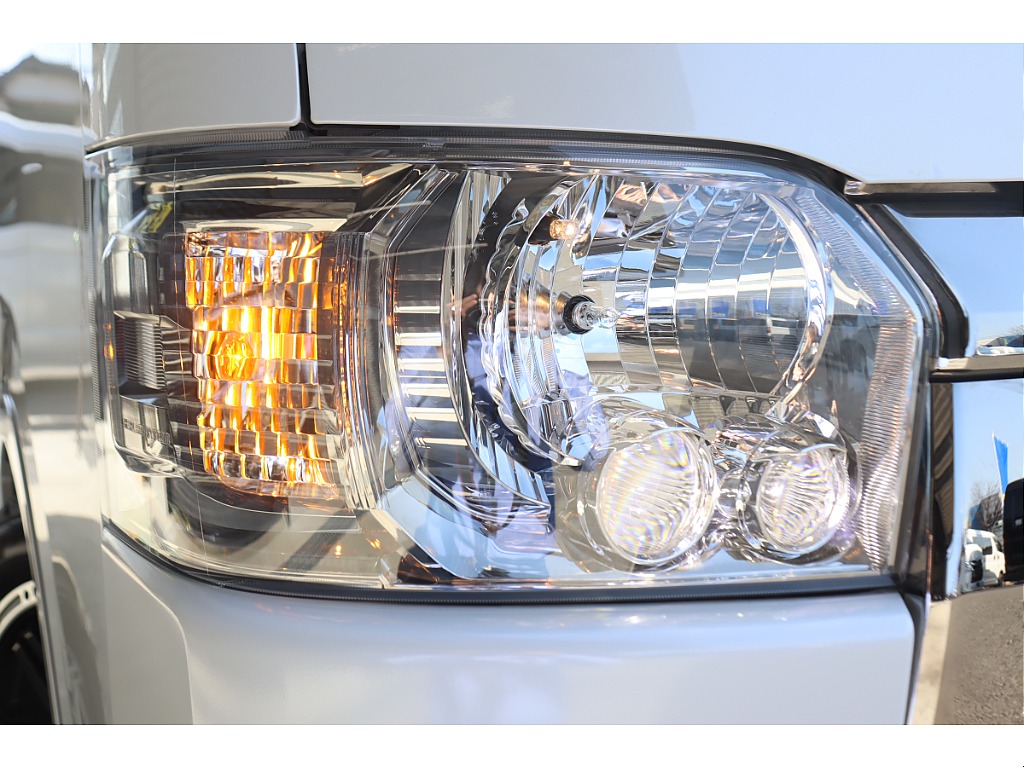 トヨタ ハイエースバン(53枚目)