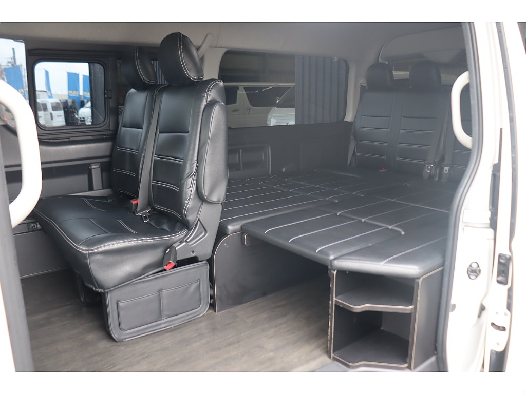 トヨタ ハイエース(34枚目)