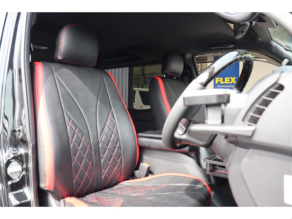 トヨタ ハイエースバン(33枚目)