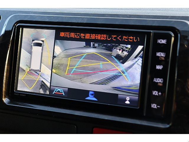 パノラミックビューモニター完備で死角も視認可能！