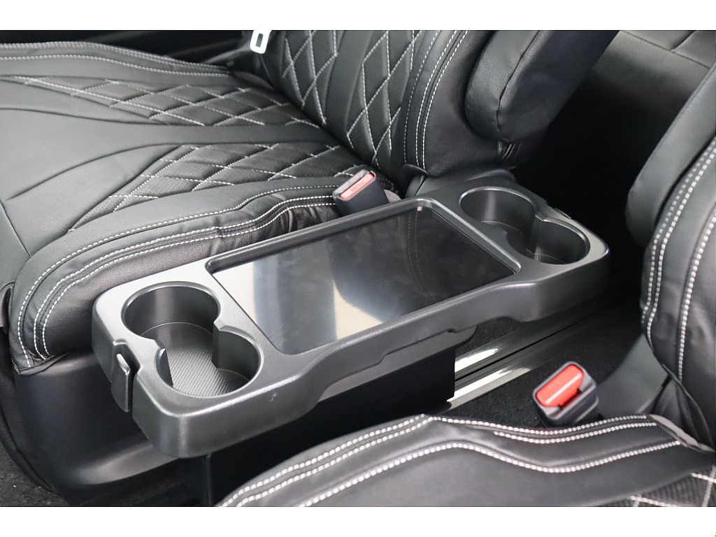 トヨタ ハイエース(44枚目)