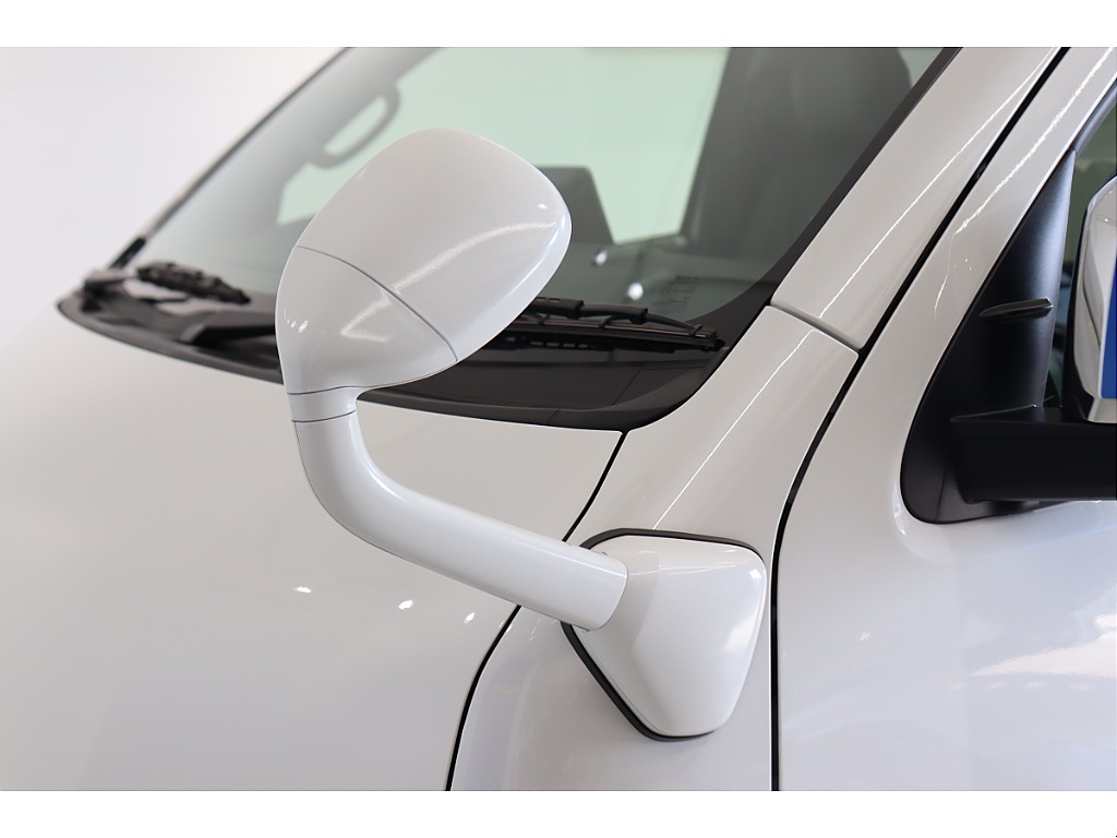 トヨタ ハイエース(49枚目)