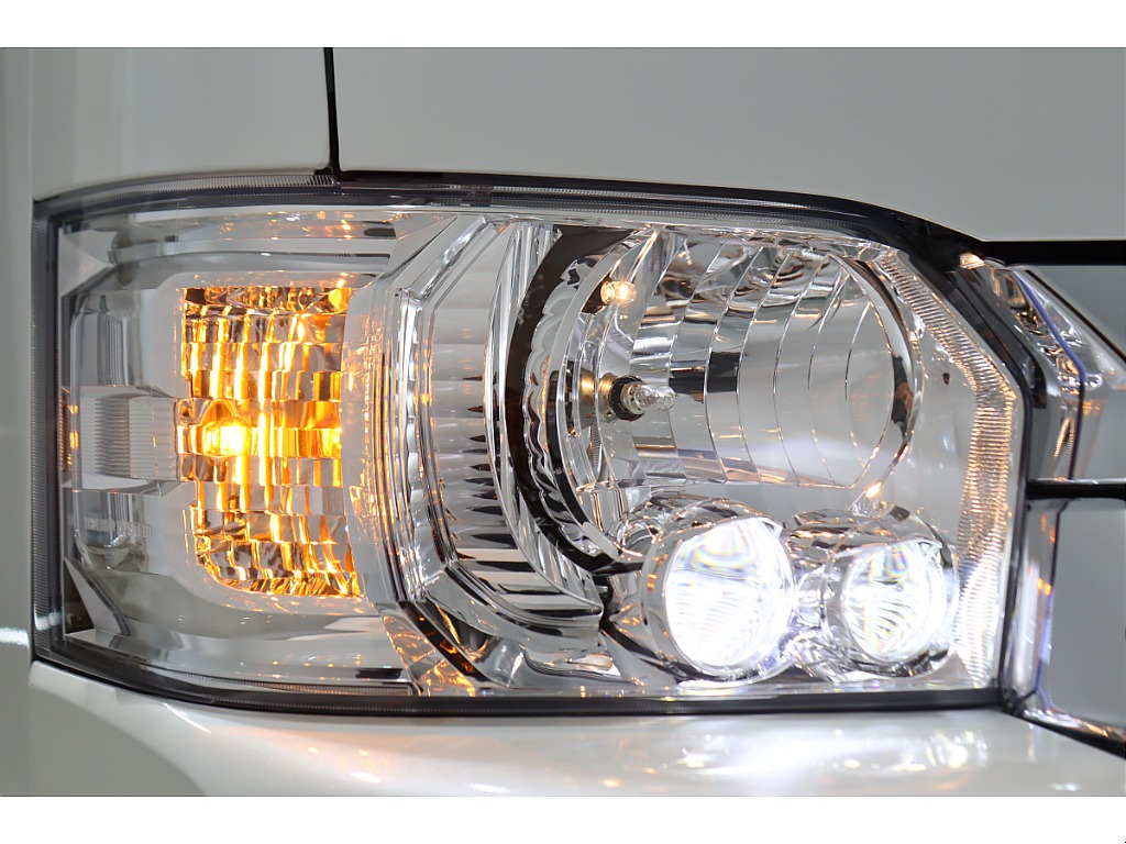 トヨタ ハイエース(50枚目)