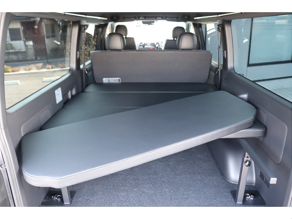 トヨタ ハイエースバン(35枚目)