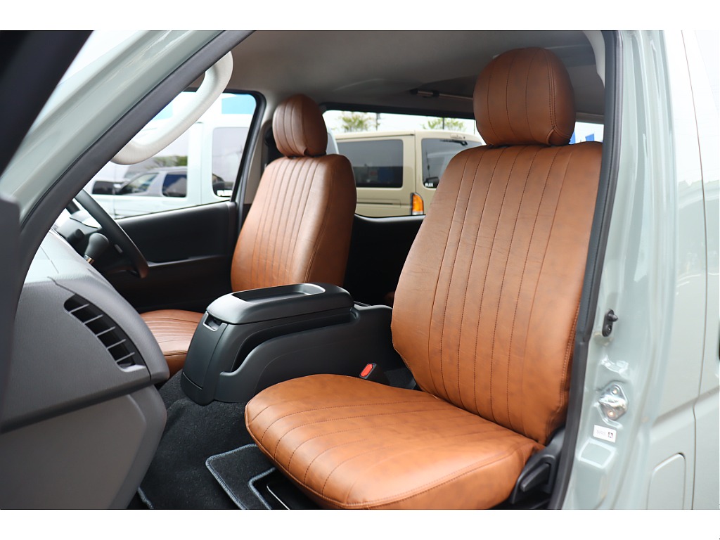 トヨタ ハイエースバン(29枚目)