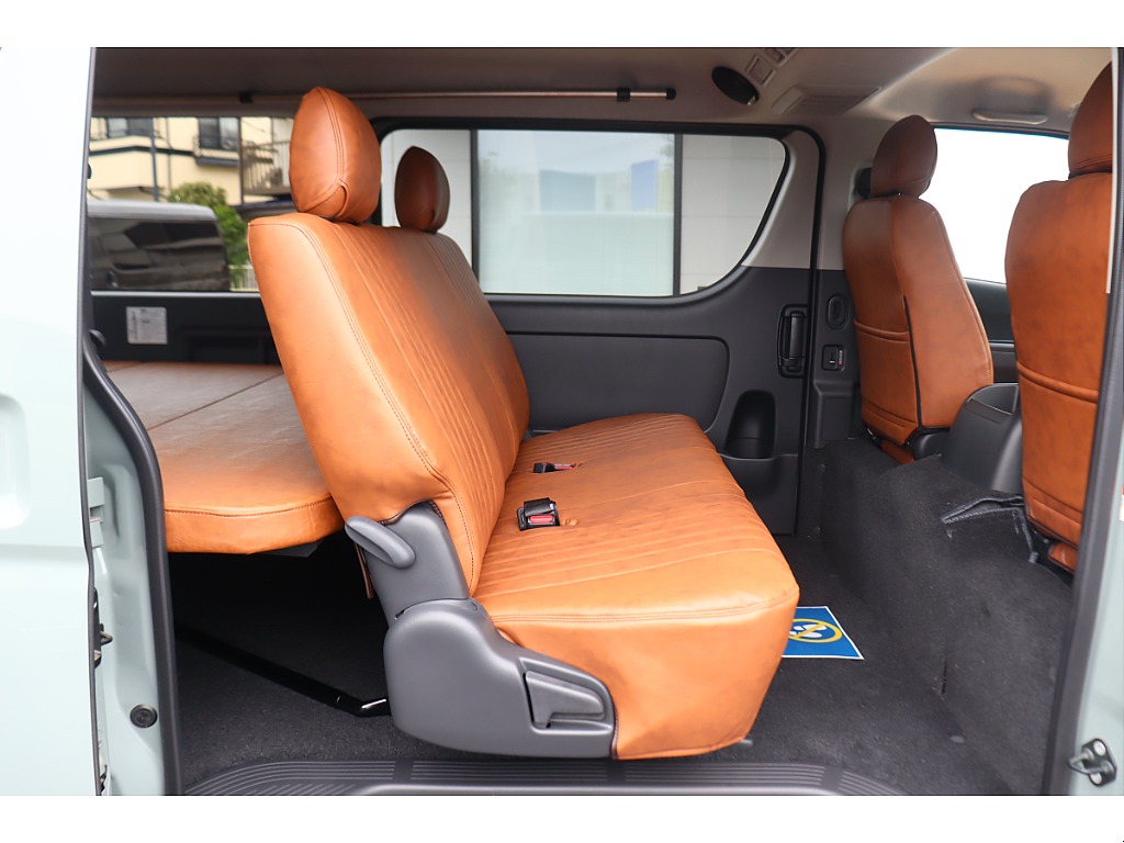 トヨタ ハイエースバン(32枚目)