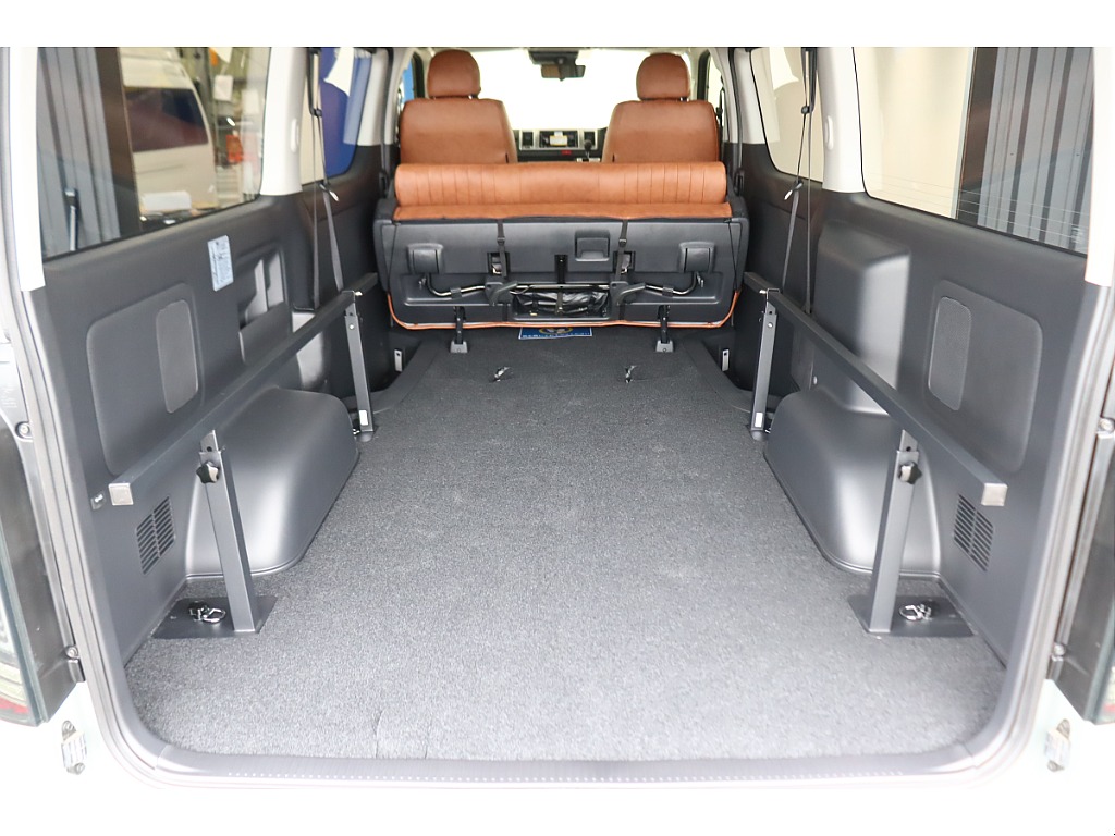 トヨタ ハイエースバン(39枚目)
