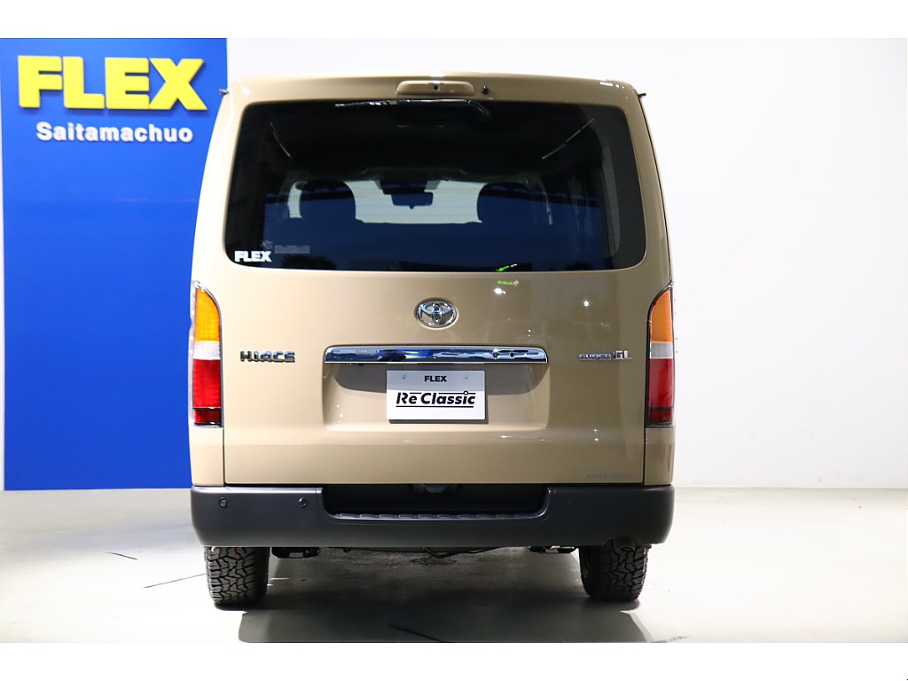 駐車時も安心なパーキングサポートブレーキを完備！