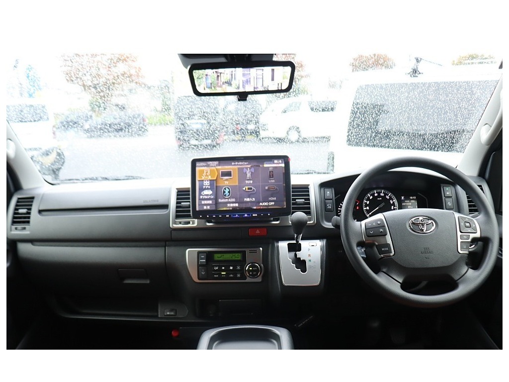 トヨタ ハイエースバン(21枚目)