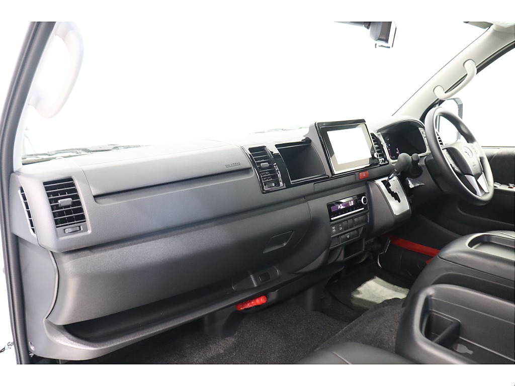 トヨタ ハイエース(26枚目)