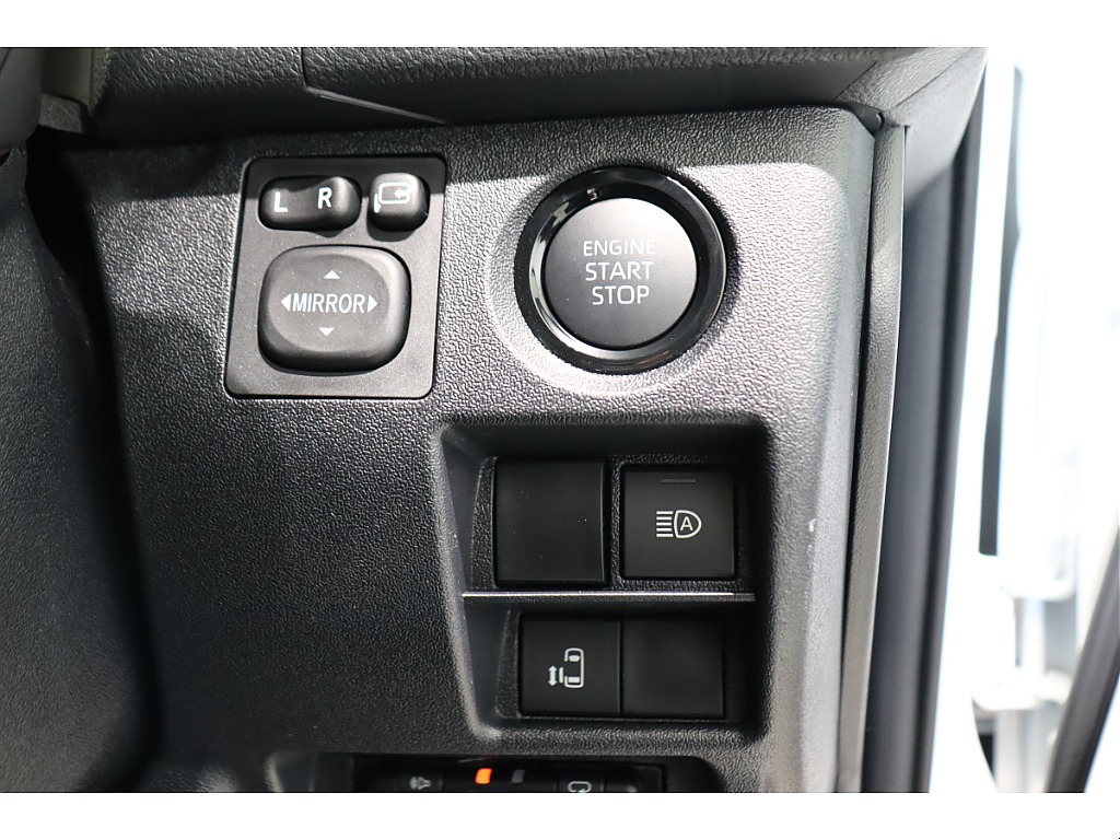 トヨタ ハイエース(37枚目)