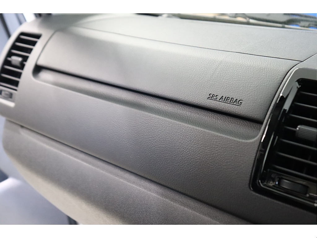 トヨタ ハイエース(39枚目)