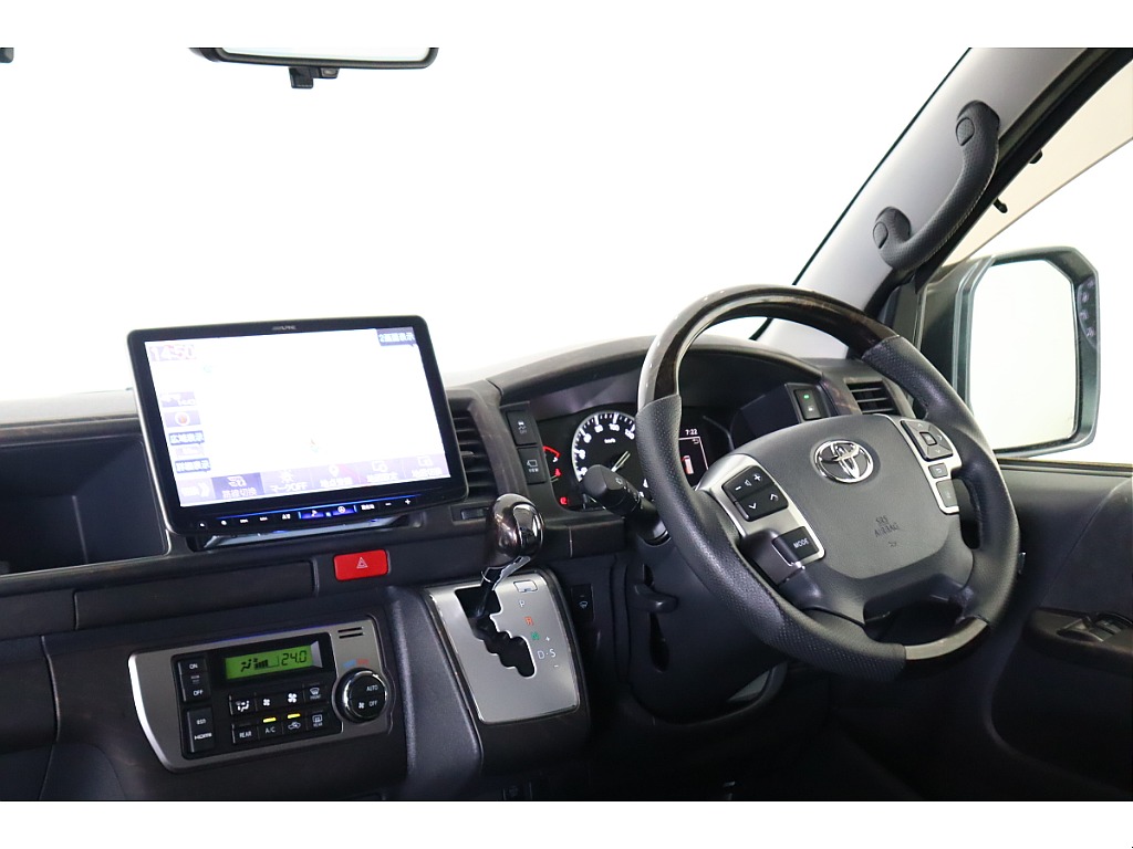 トヨタ ハイエース(25枚目)