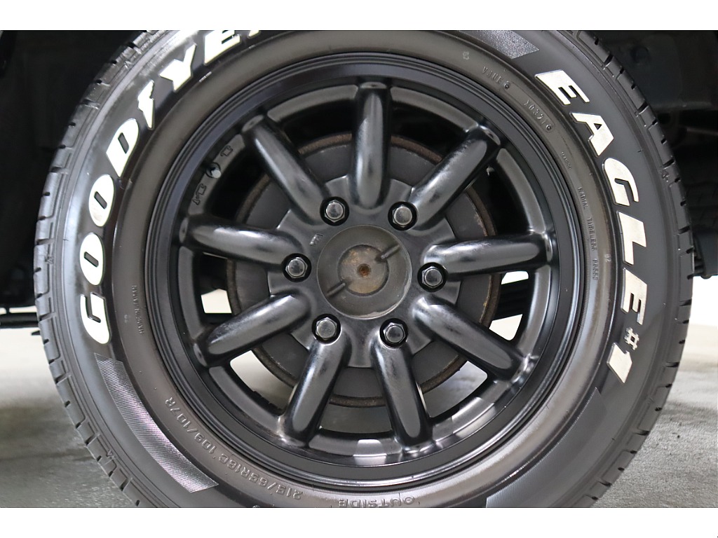 トヨタ ハイエース(50枚目)