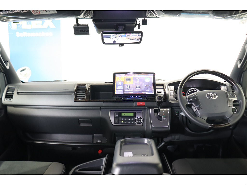 トヨタ ハイエースバン(23枚目)