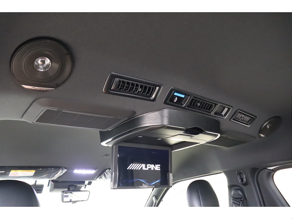 トヨタ ハイエースバン(27枚目)