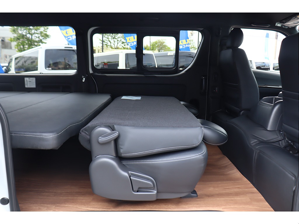 トヨタ ハイエースバン(37枚目)