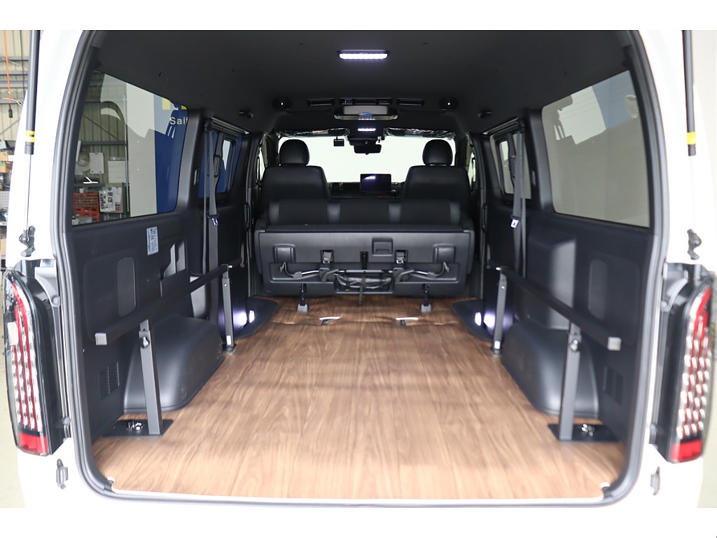 トヨタ ハイエースバン(42枚目)