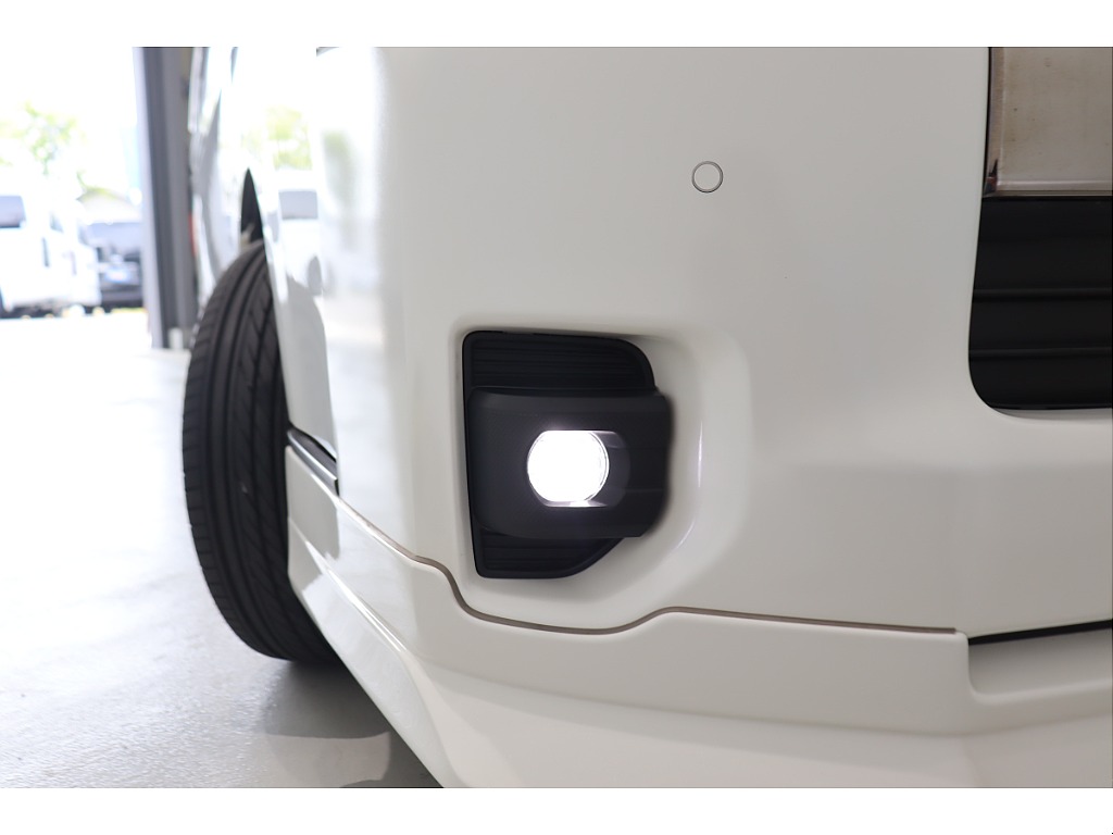 トヨタ ハイエースバン(53枚目)