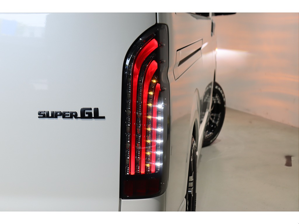 トヨタ ハイエースバン(58枚目)