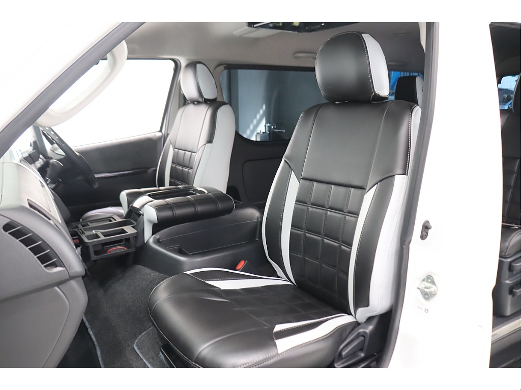 トヨタ ハイエース(34枚目)