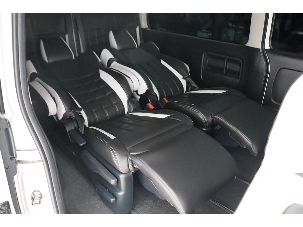 トヨタ ハイエース(40枚目)