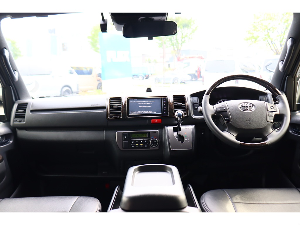 トヨタ ハイエースバン(21枚目)