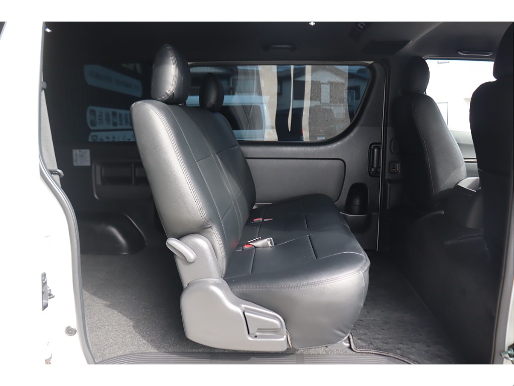 トヨタ ハイエースバン(37枚目)