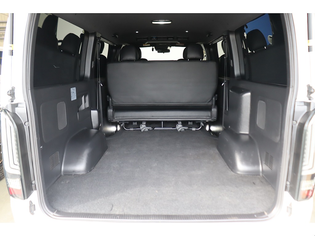 トヨタ ハイエースバン(39枚目)