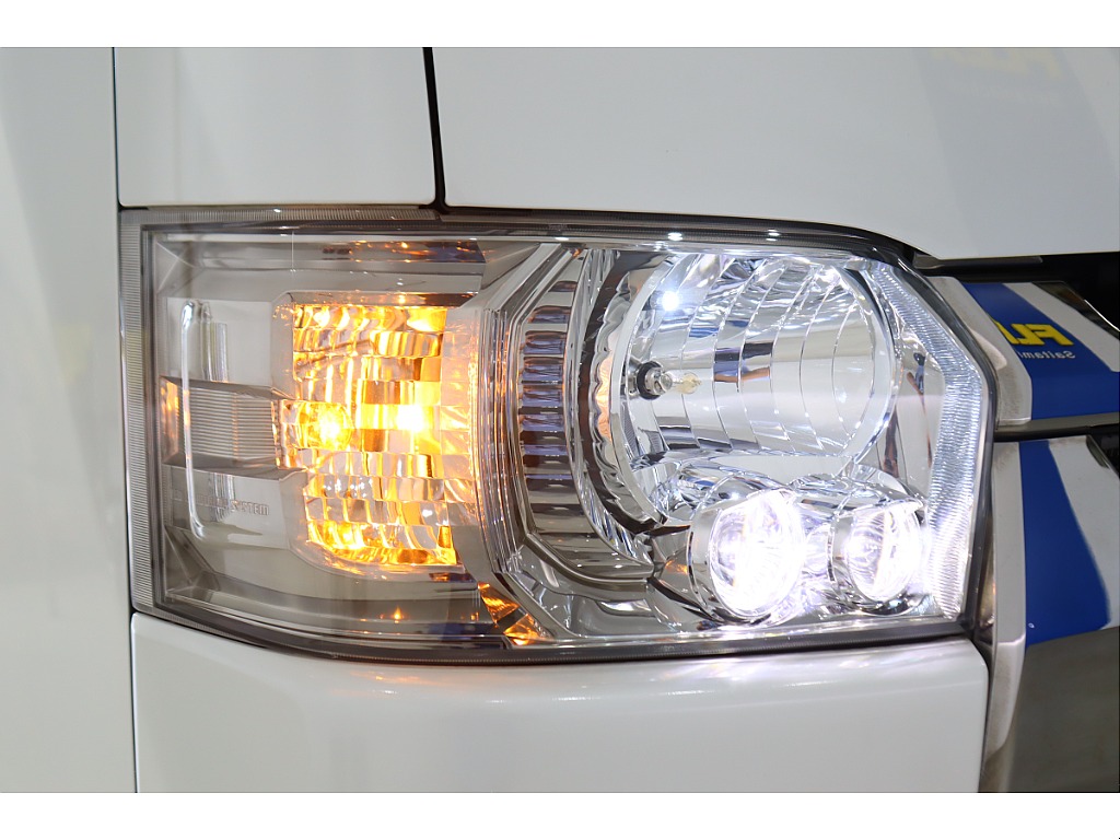 トヨタ ハイエースバン(52枚目)