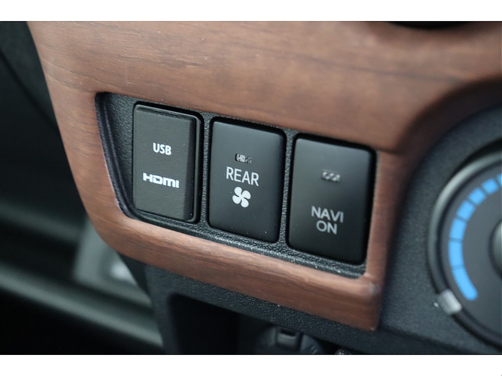 トヨタ ハイエースバン(26枚目)