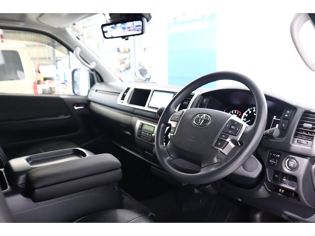 トヨタ ハイエース(21枚目)