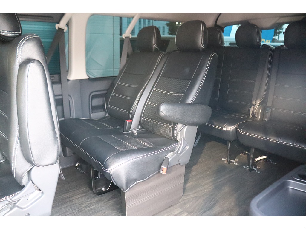 トヨタ ハイエース(34枚目)