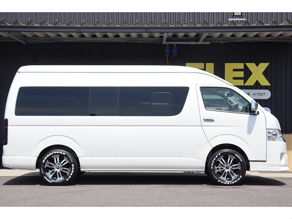 換気も可能な片側小窓付きガラス！